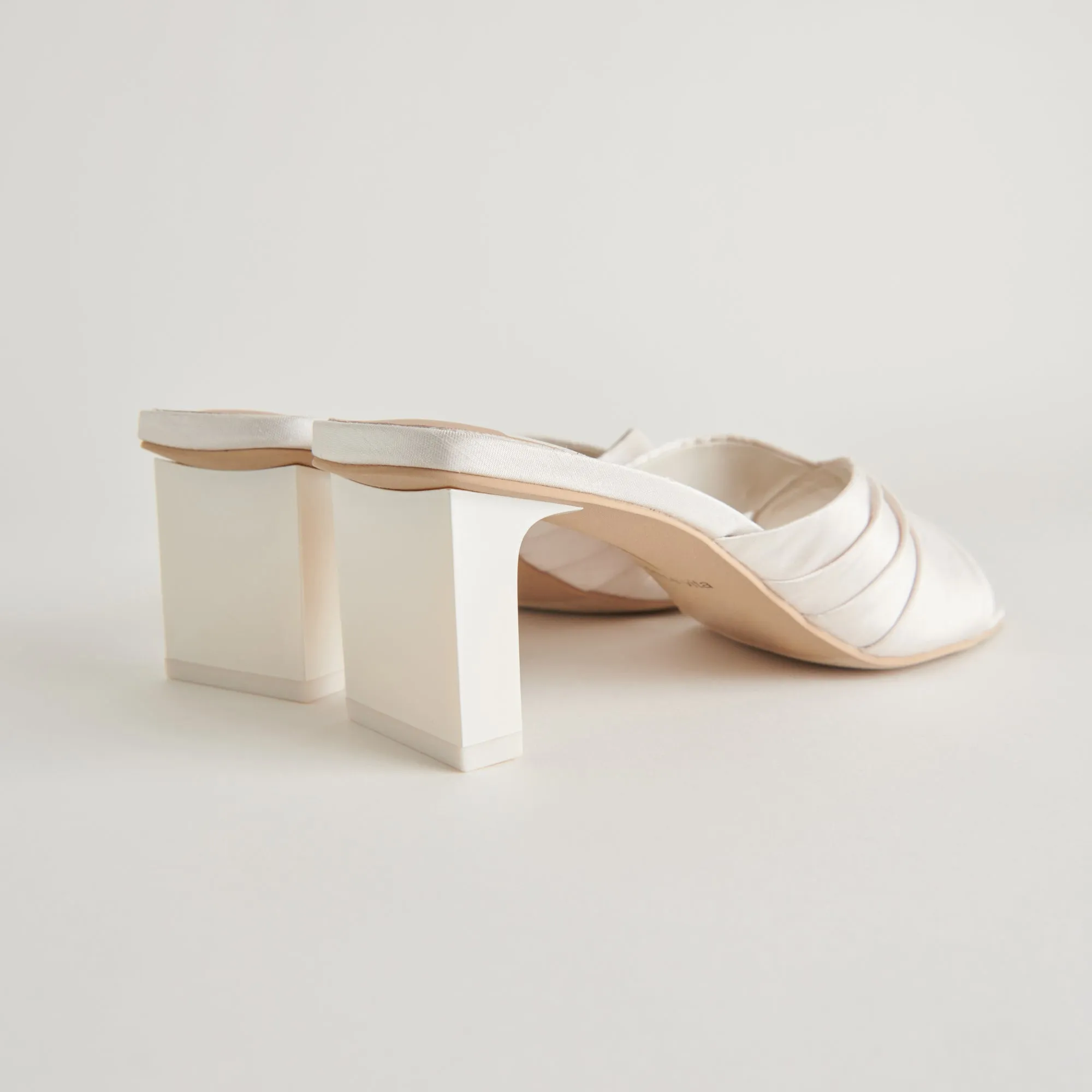 CARLAN HEELS OFF WHITE SILK