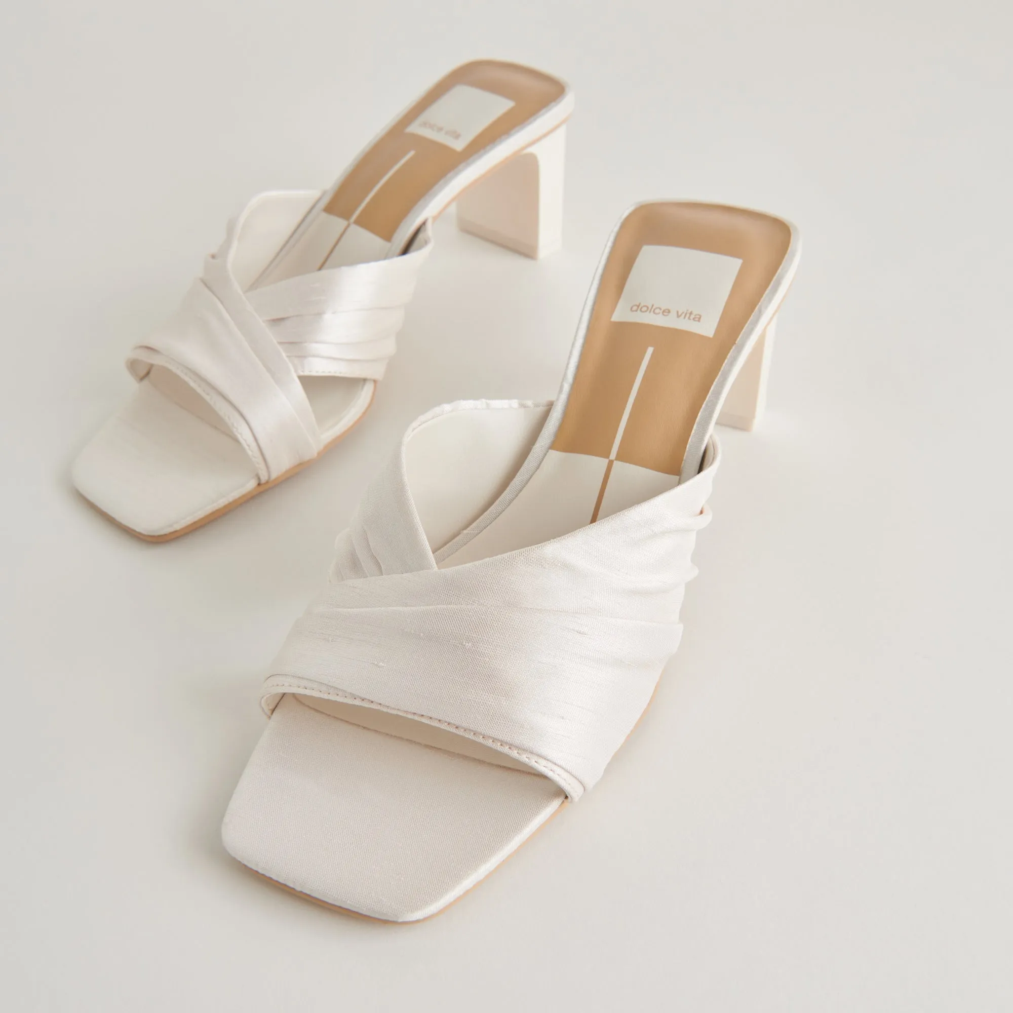 CARLAN HEELS OFF WHITE SILK