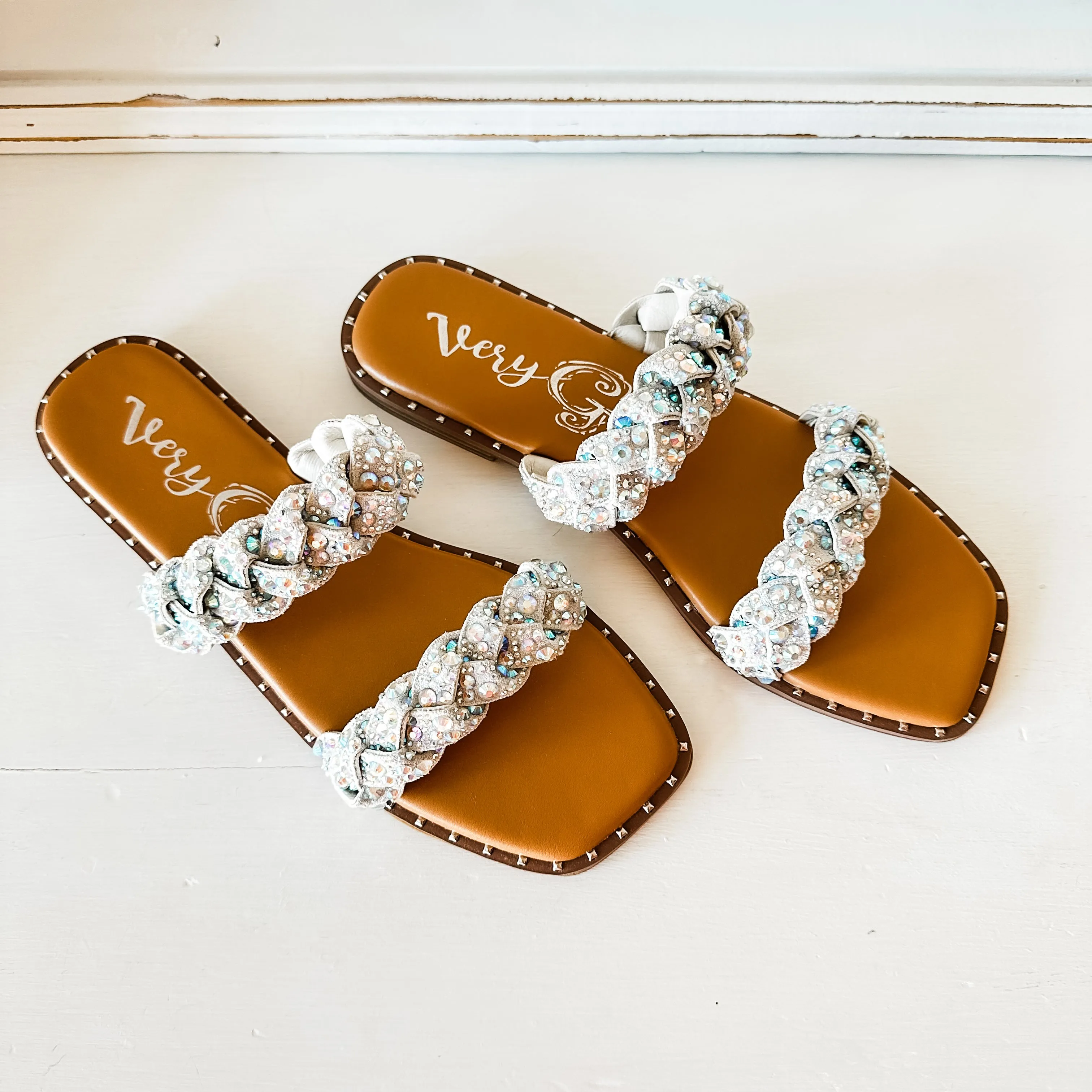 Twisty Sandal - Cream